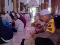 Bhabinkamtibmas Ampel Hadiri Sholat Jum'at Berjamaah, Sampaikan Himbauan Keamanan kepada Masyarakat