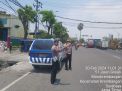 Polsek Kenjeran Aktif Lakukan Patroli Lalu Lintas di Jalan Gresik untuk Antisipasi Kemacetan