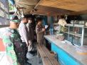 Polsek Semampir dan 3 Pilar Berikan Himbauan ke Warung di Atas Gorong-gorong Jalan Kalianak Barat