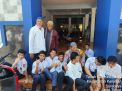 Bhabinkamtibmas Takal Kedinding Berikan Pembinaan kepada Pelajar SMP Muhammadiyah 8 di Masjid At Taqwa