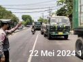 Polsek Krembangan Kelola Lalu Lintas Simpang Tiga Mbah Ratu saat Kepadatan, Situasi Terkendali