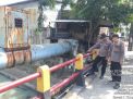 Polsek Krembangan Melaksanakan Pengecekan Ketinggian Air Sungai Solotigo, Terpantau Masih Dalam Batas Aman