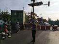 Polsek Krembangan dan Satpol PP Bersatu Melakukan Pengaturan Arus Lalu Lintas di Kalianak