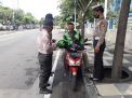 Polsek Pabean Cantikan Lakukan Penertiban Masker Mobile, Tekan Penyebaran Covid-19