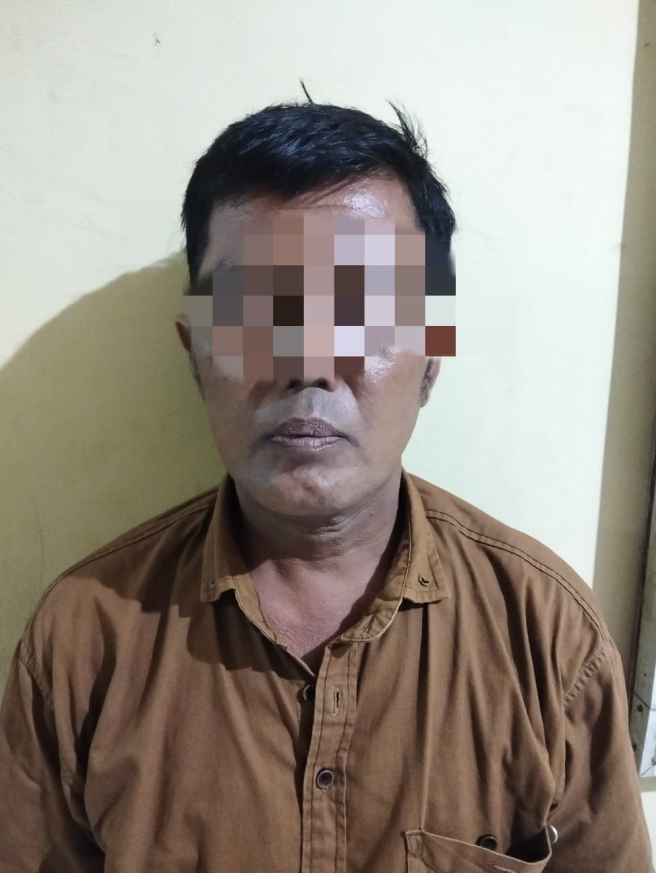 Polsek Kenjeran Amankan Pelaku Pencuaian Tas Milik Anak Yang Sedang Sholat.