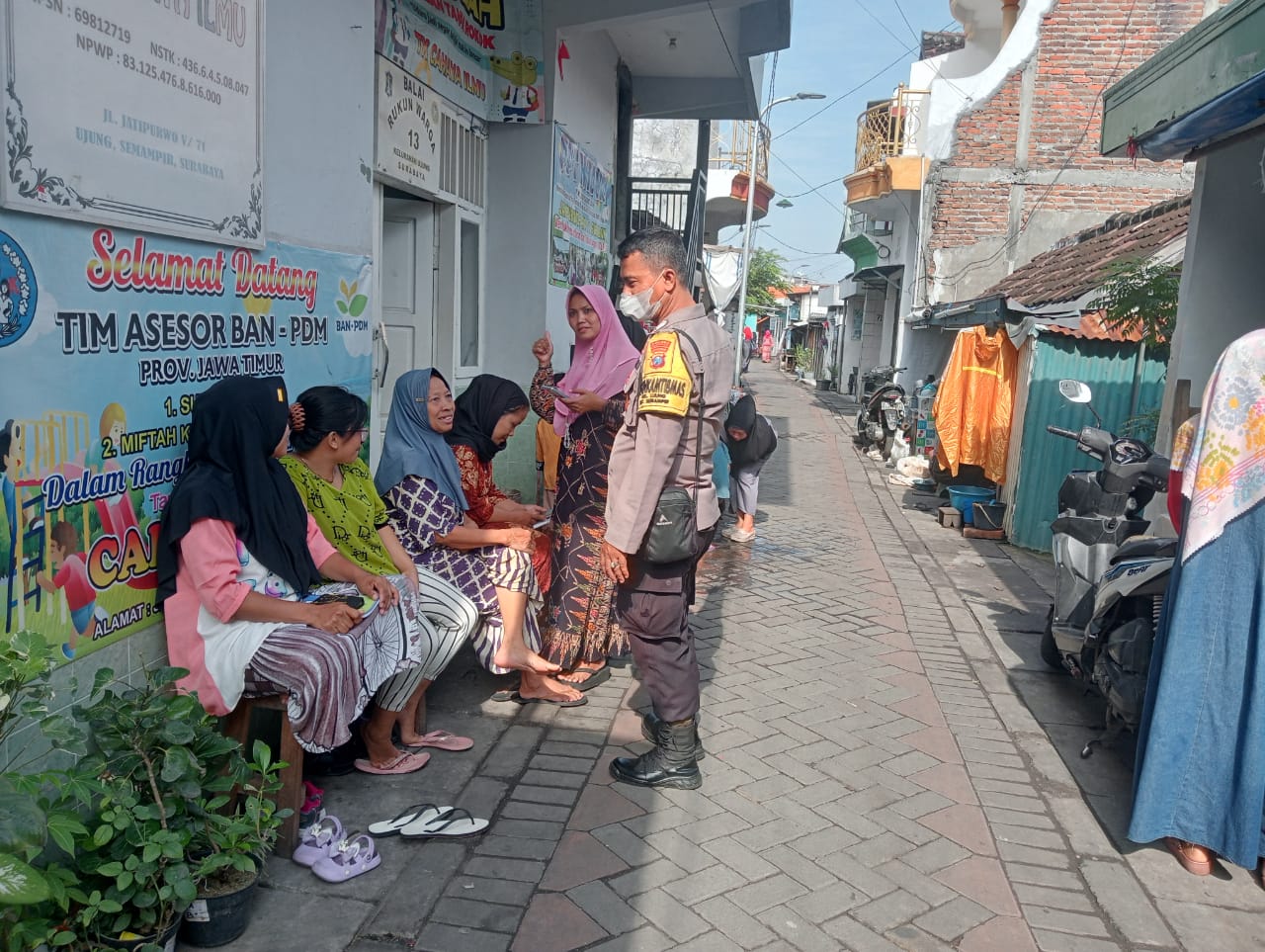 Bhabinkamtibmas Ujung Sambangi Warga Jatipurwo, Imbau Jaga Ketertiban Selama Bulan Ramadhan