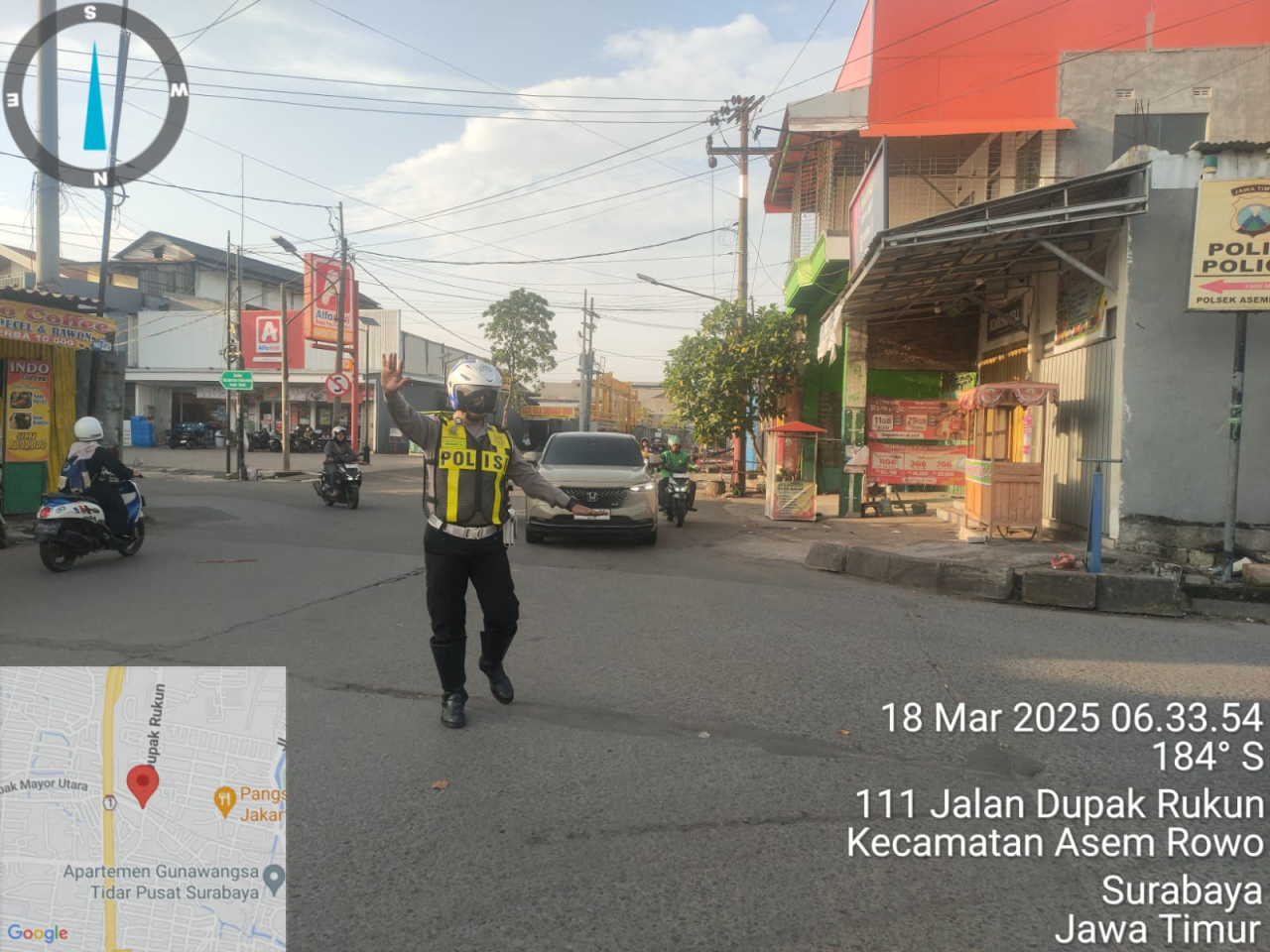 Personel Polsek Asemrowo Laksanakan Patroli dan Pengaturan Lalin Pagi, Antisipasi Kemacetan