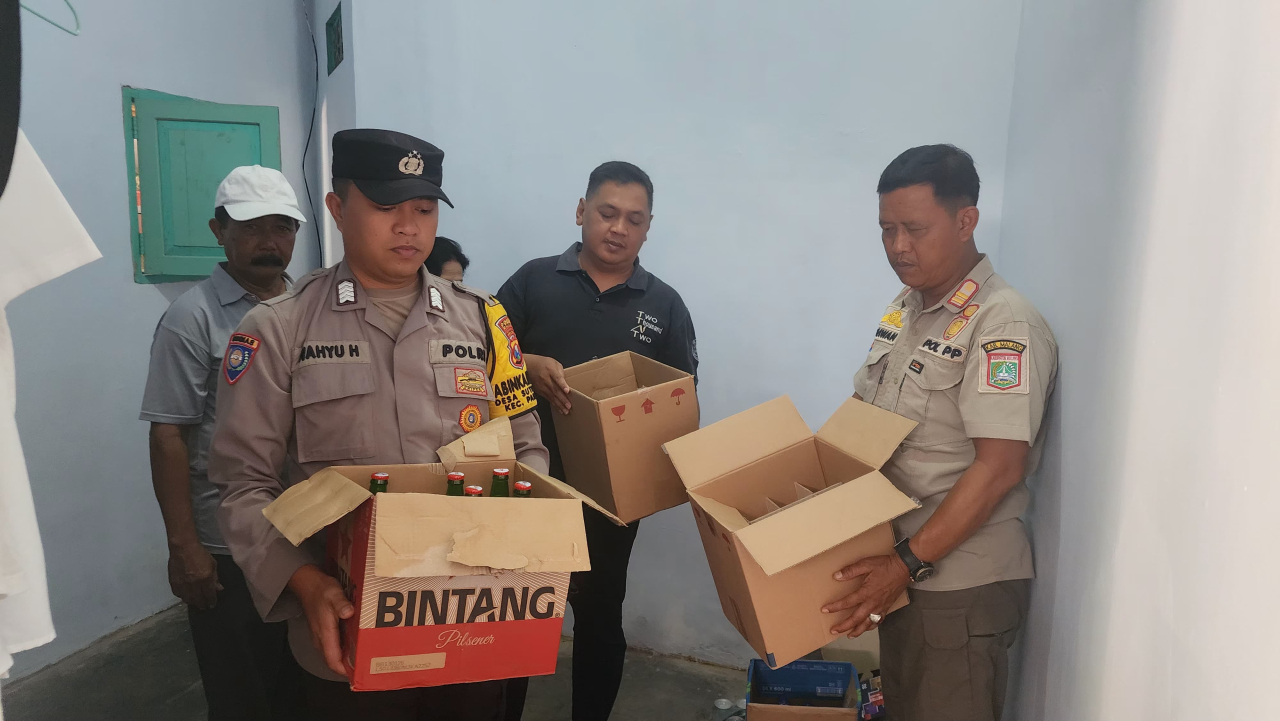 Polisi Tertibkan Penjualan Miras Ilegal di Malang