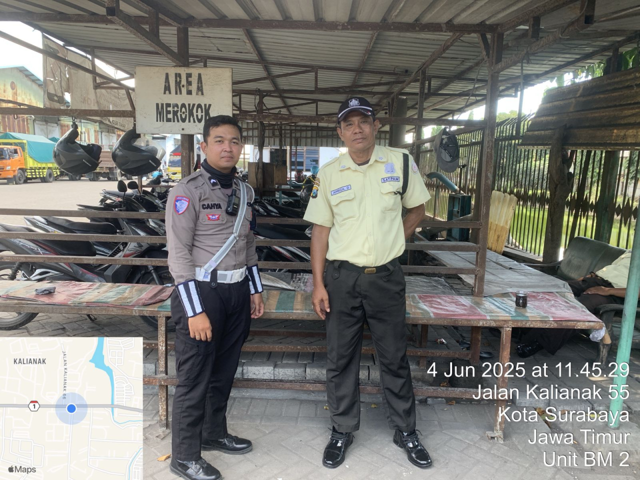 Satlantas Polres Pelabuhan Tanjung Perak Laksanakan Program Mahameru Lantas, Edukasi Masyarakat Tertib Lalu Lintas