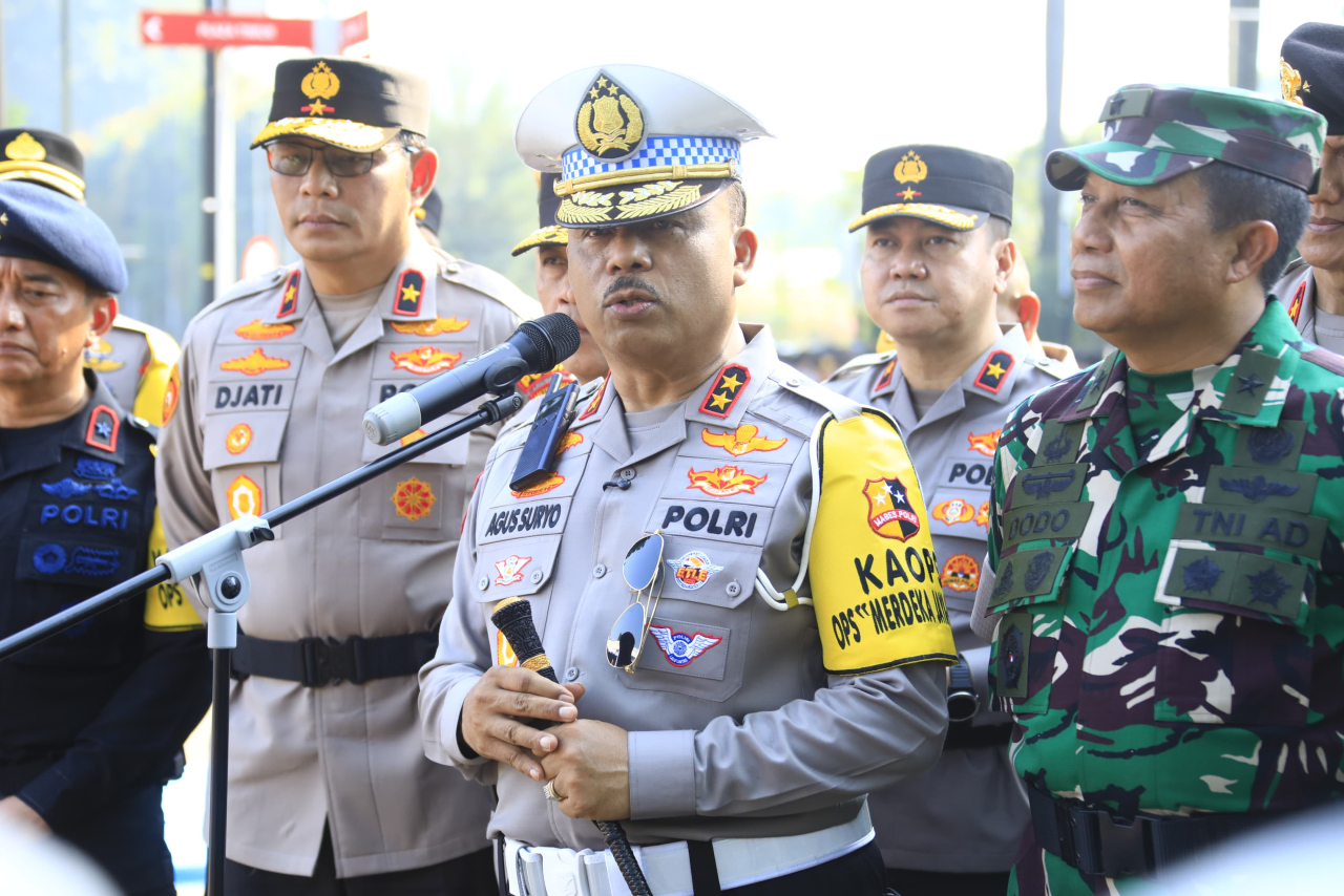 Kakorlantas Pimpin Apel Gelar Pasukan Operasi Merdeka Jaya Jelang Peringatan HUT ke-80 RI