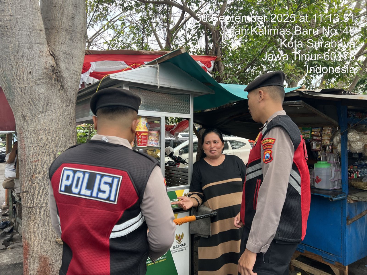 Sat Samapta Polres Pelabuhan Tanjung Perak Gelar Patroli Kota Presisi di Jalan Kalimas Baru, Wujudkan Lingkungan Aman dan Kondusif
