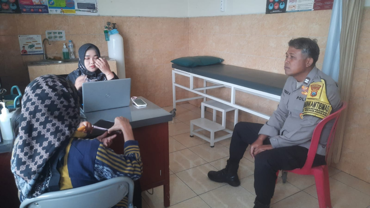 Bhabinkamtibmas Morokrembangan Sambang Pustu Tambak Asri Sampaikan Imbauan Kamtibmas