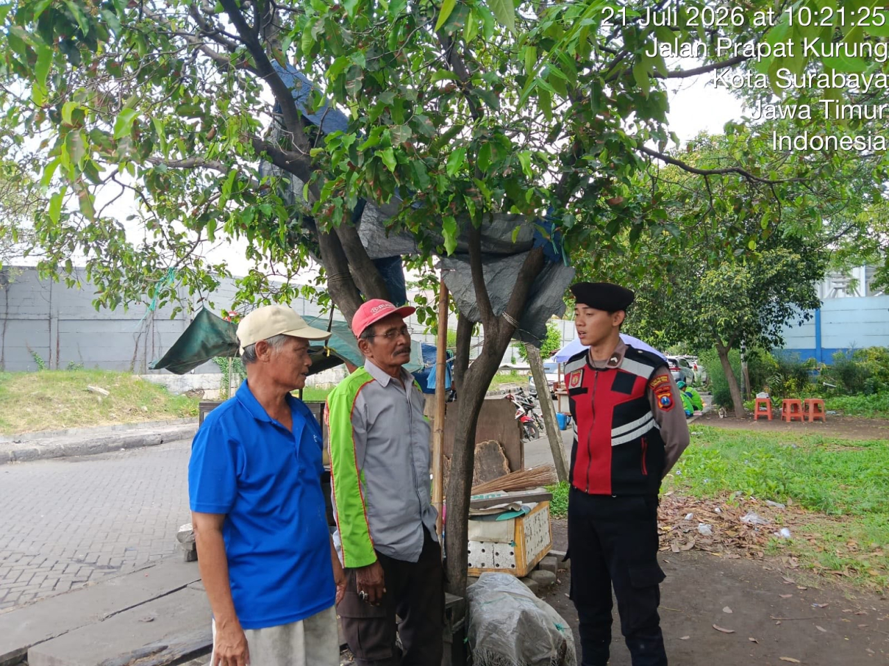 Sat Samapta Polres Pelabuhan Tanjung Perak Gelar Patroli Perintis Presisi di Terminal Mirah