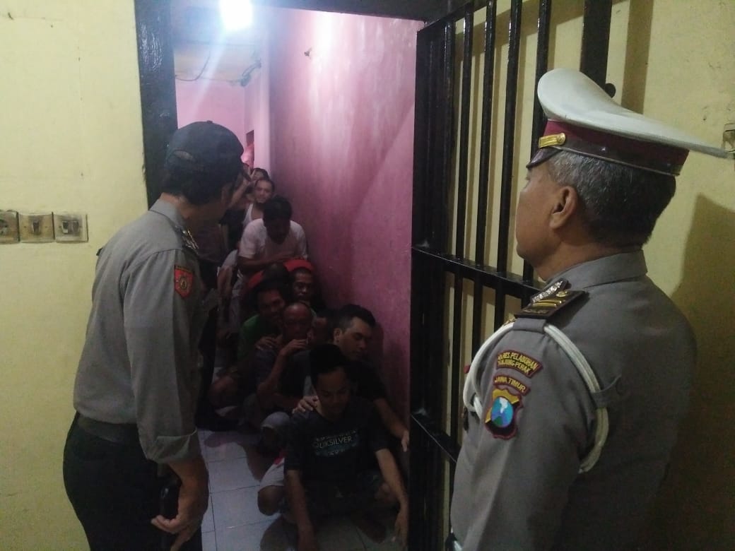 Cegah Tahanan Kabur, Polsek Semampir Lakukan Pengecekan Setiap Pagi & Malam