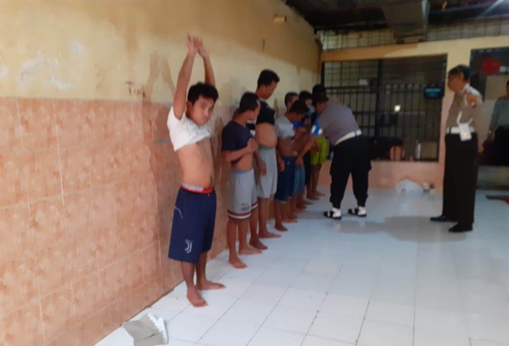Cegah Tahanan Kabur, Polsek Krembangan Laksanakan Pengecekan Pagi & Malam