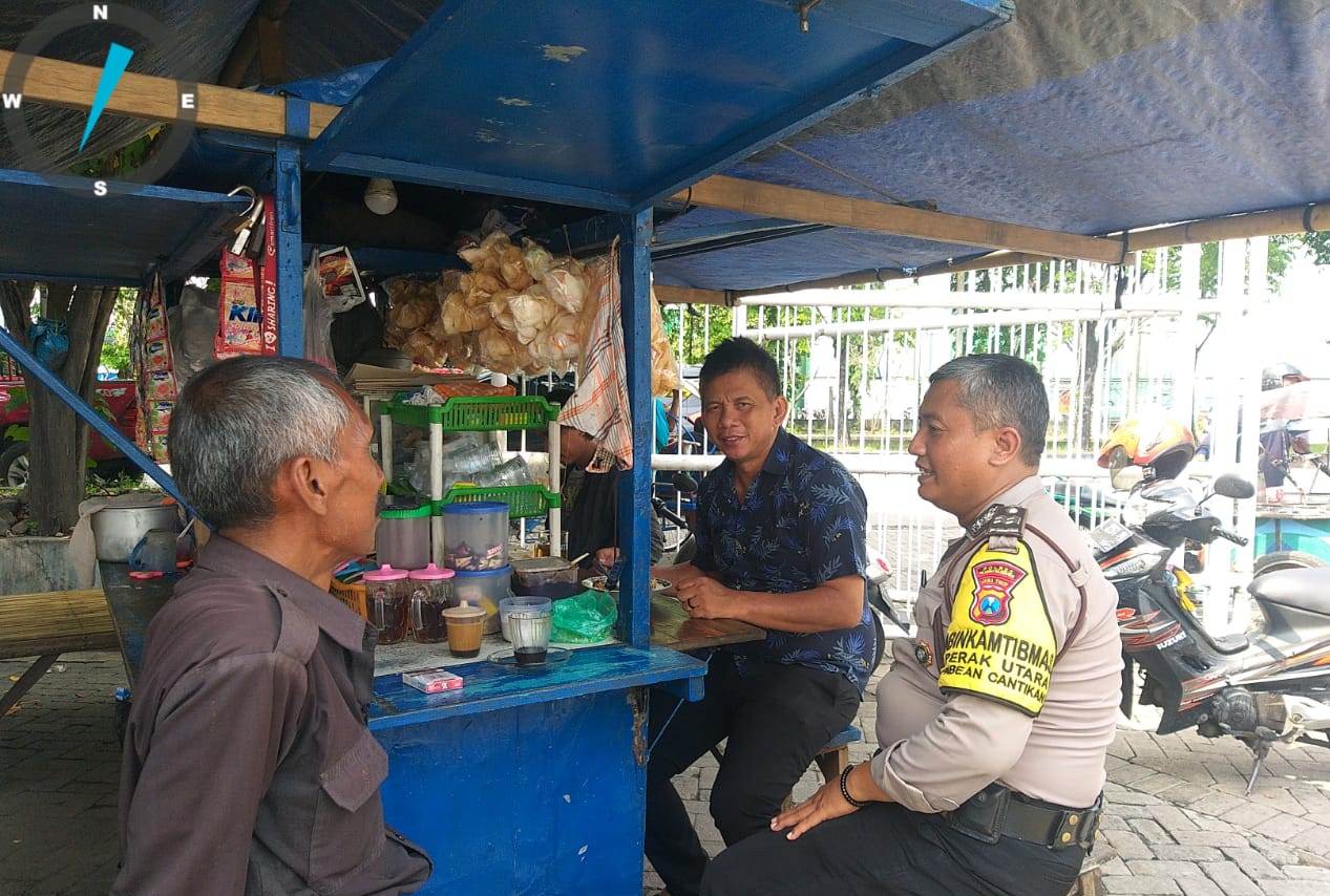 Babinkamtibmas Perak Utara Sampaikan Pesan Anti Hoax