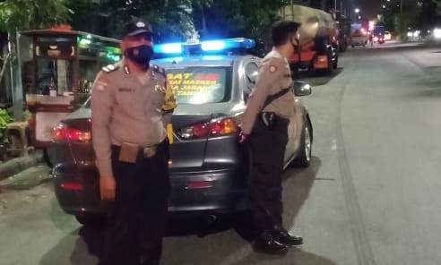 Polsek Krembangan Lakukan Patroli Mobile, Cegah Balap Liar & Tawuran