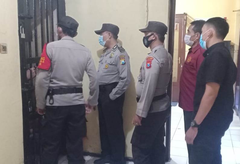 Polsek Semampir Pantau Kesehatan Tahanan, Lakukan Pengecekan Rutin Setiap Hari