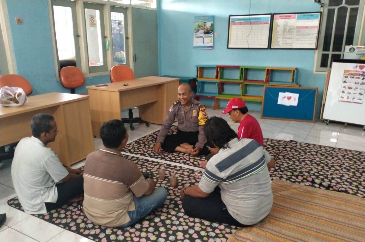Babinkamtibmas Wonokusumo Sampaikan Pesan Aktifkan Siskamling, Cegah Kriminalitas 3C