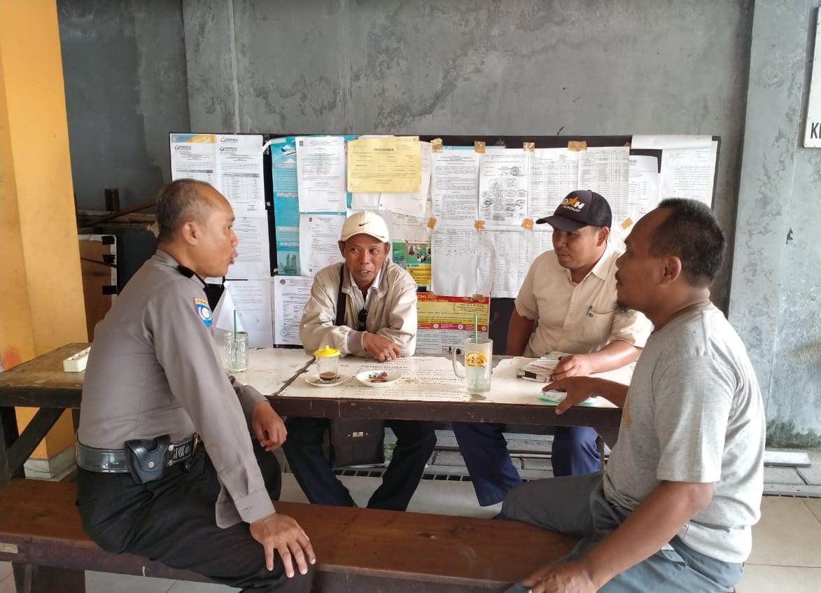 Babinkamtibmas Wonokusumo Titip Pesan Anti Hoax Ke Pengurus Kampung