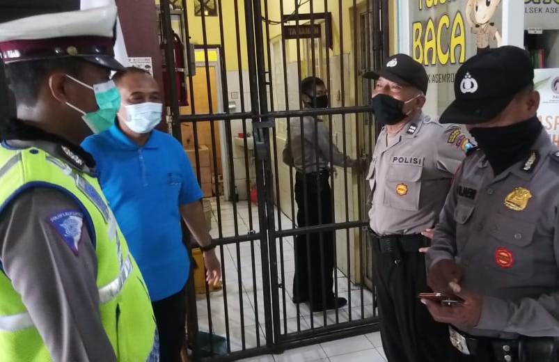 Cegah Tahanan Kabur & Antisipasi Penyelundupan Narkoba, Polsek Asemrowo Lakukan Pengecekan Setiap Hari
