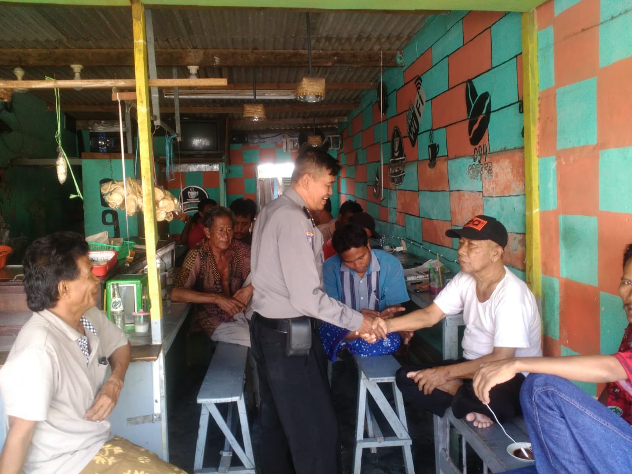 Babinkamtibmas Sidotopo Titip Pesan Kamtibmas & Jaga Kerukunan Pemilu 2019