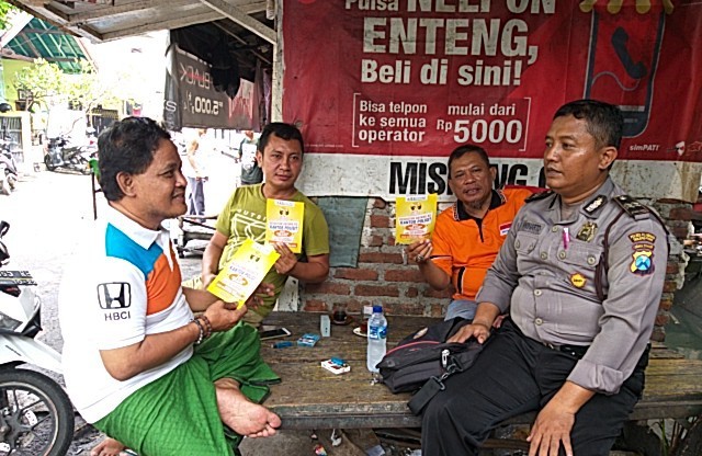 Babinkamtibmas Perak Utara Sosialisasikan Program Baru SPKT Door To Door