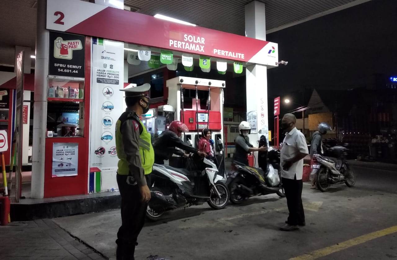 Polsek Pabean Cantikan Sambang SPBU, Sampaikan Himbauan Waspada Kriminalitas