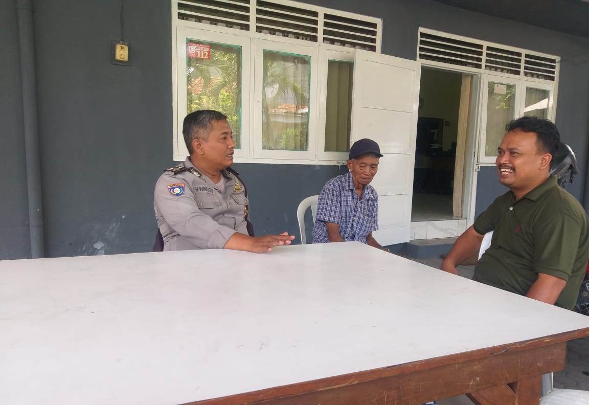 Cegah Aksi 3C & Teror, Babinkamtibmas Perak Utara Sampaikan Pesan Keamanan Ke Gereja