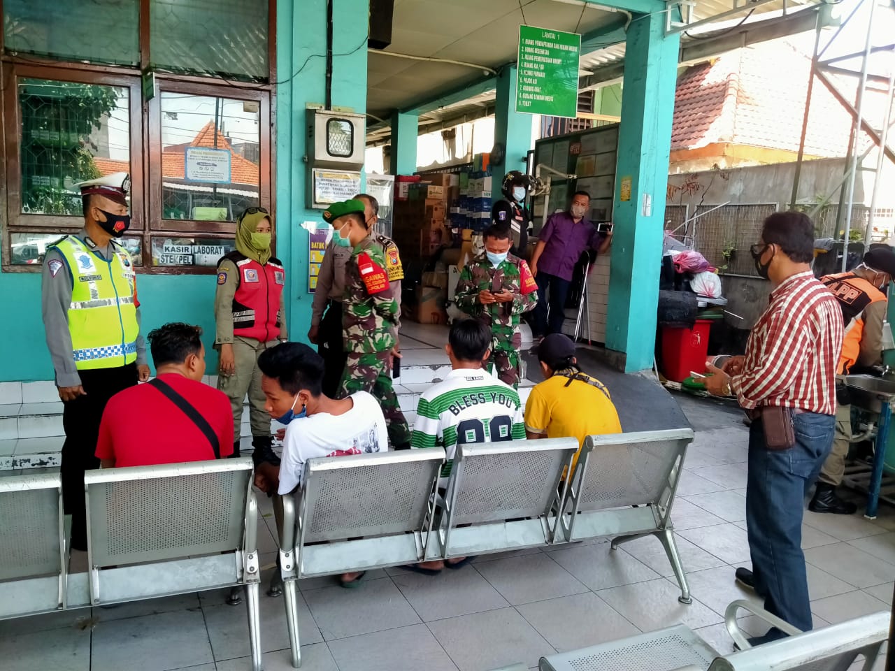 Polsek Pabean Cantikan Lakukan Operasi Penertiban Masker, Putus Rantai Penyebaran Covid-19