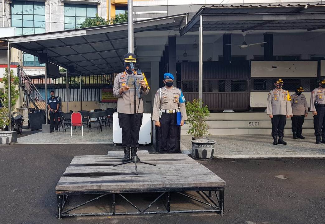Kapolres Tanjung Perak Sampaikan Titik Berat Operasi Sikat Semeru di Apel Pagi Jam Pimpinan