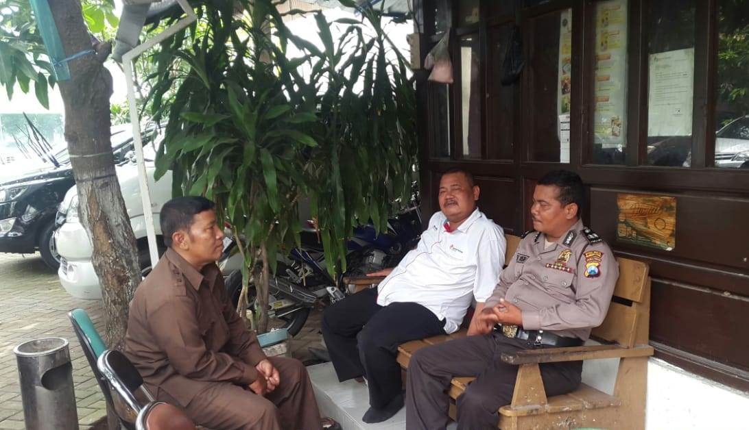 Babinkamtibmas Krembangan Utara, Titipkan Pesan Keamanan ke Sekuriti Perusahaan