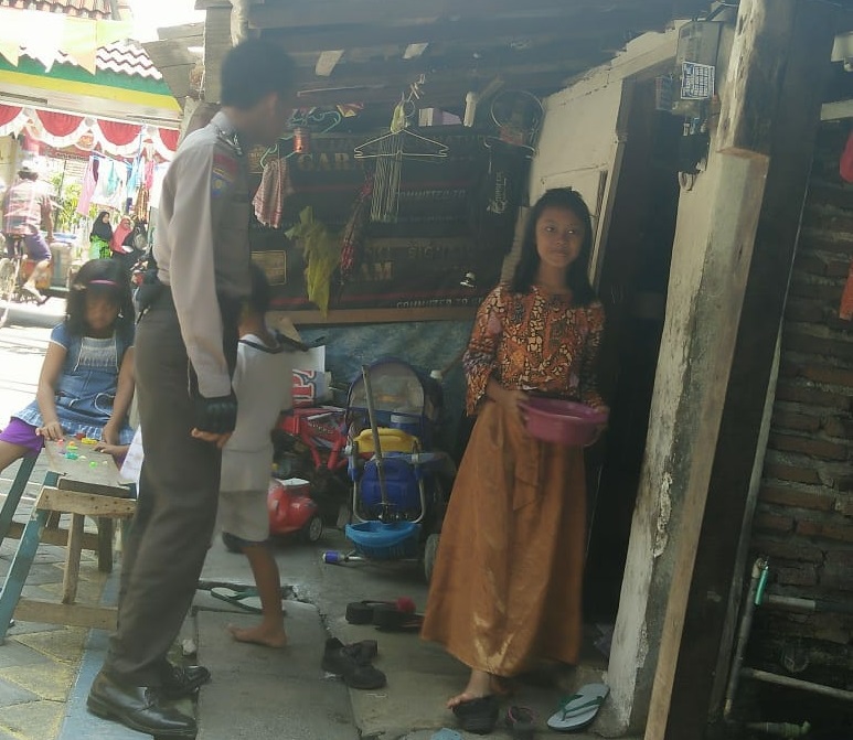 Babinkamtibmas Dupak Sampaikan Himbauan Keselamatan & Hidup Bersih