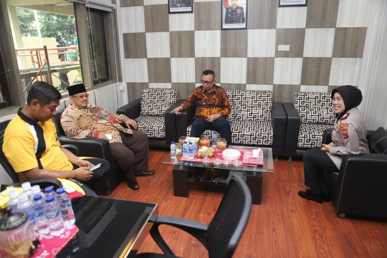 Kapolres Tanjung Perak Terima Kunjungan Ketua LSM, Bahas Sinergitas Jaga Kamtibmas