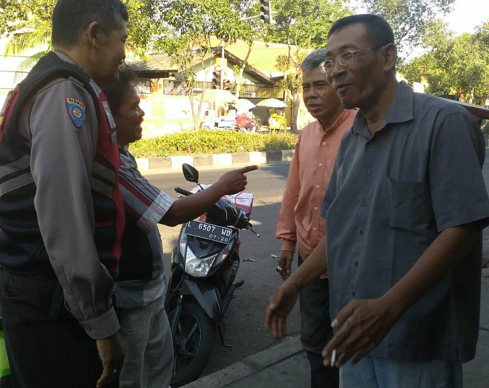 Babinkamtibmas Sidotopo Ajak Masyarakat Mengaktifkan Kembali Siskamling
