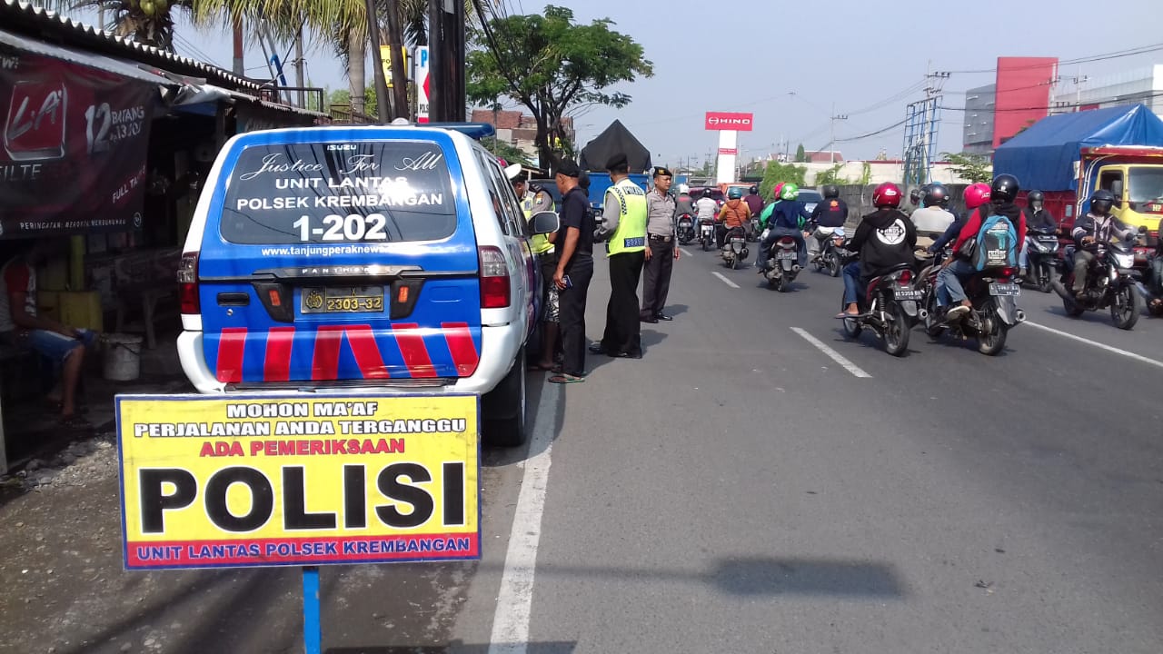 Polsek Krembangan Gelar Operasi Cipkon Pagi Dengan Hasil 10 Pelanggar Lalin