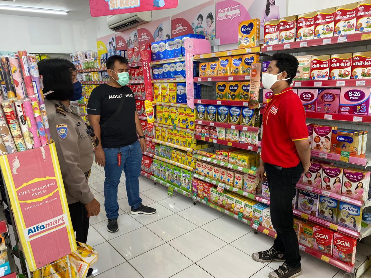 Polsek Krembangan Patroli Mini Market Antisipasi Aksi Penjarahan