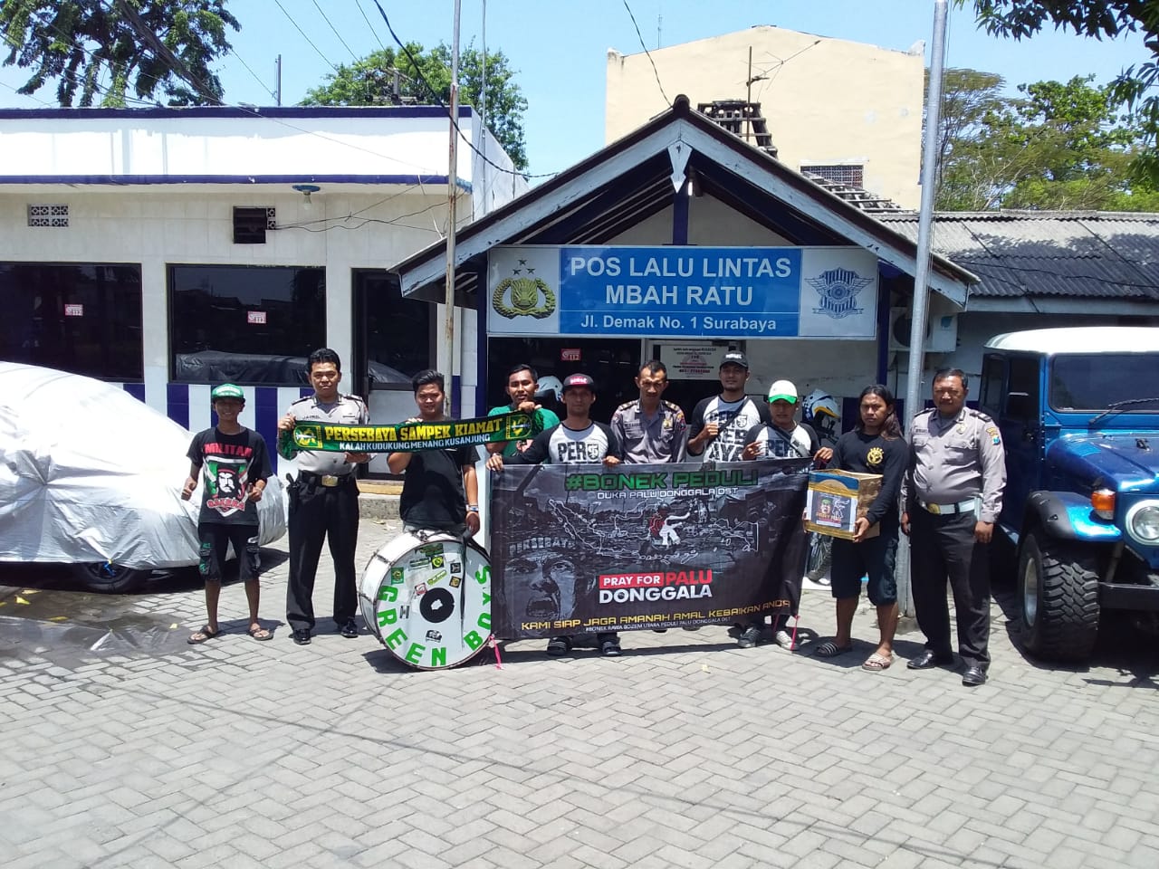 Polsek Krembangan Kawal Penggalangan Dana Untuk Korban Bencana Sulteng