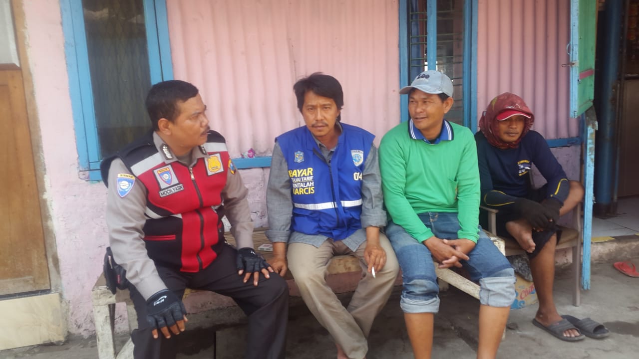 Babinkamtibmas Krembangan Utara Ajak Warga Dukung Pemilu Damai