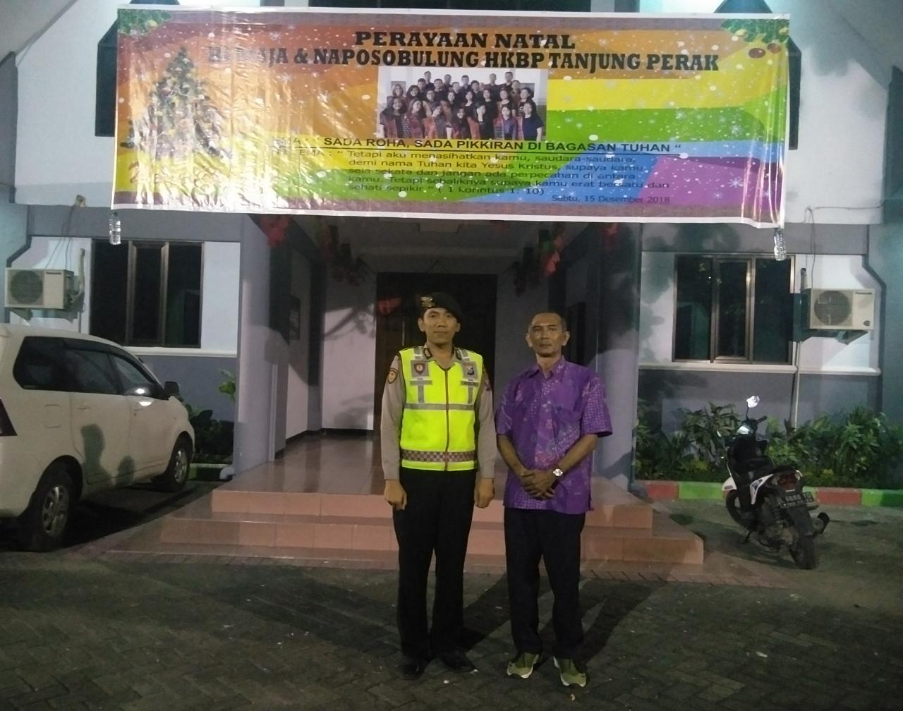Polsek Krembangan Laksanakan Pengamanan Kebaktian Minggu Malam