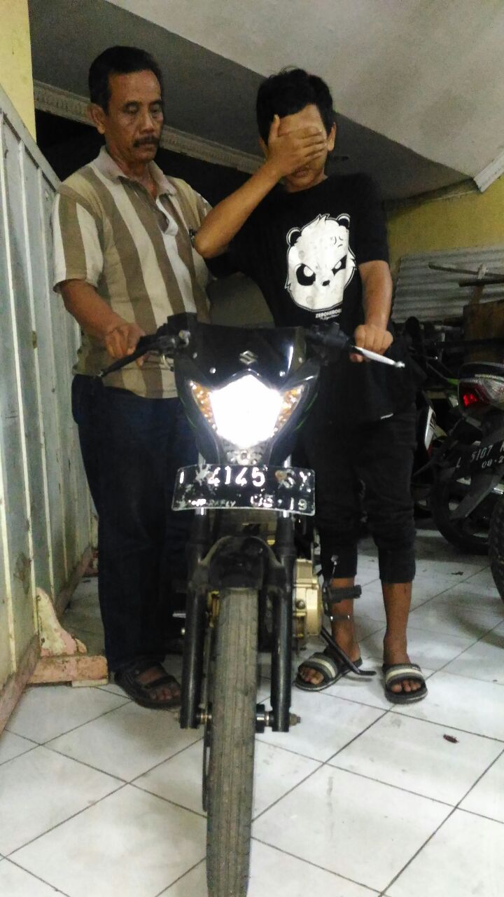 Pemuda Tukang Jambret Ditahan Polsek Kenjeran