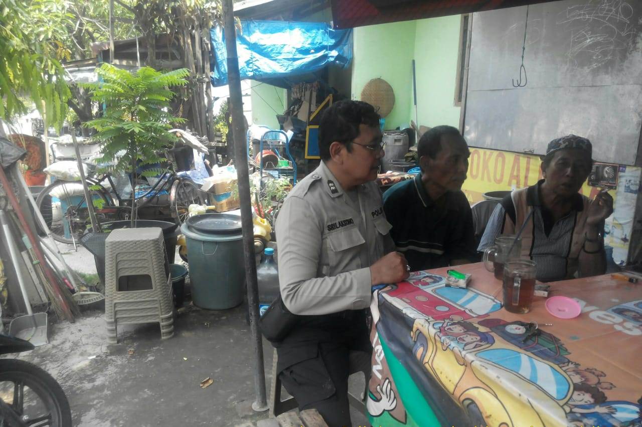 Babinkamtibmas Pegirian Gelar Selasa Sambas di Jalan Wonokusumo Jaya