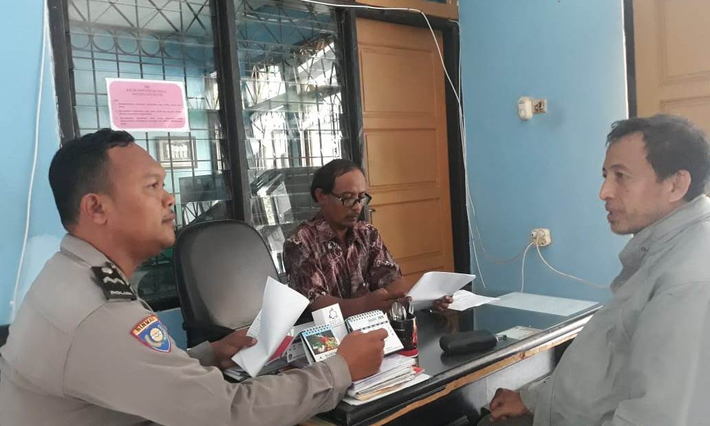 Babinkamtibmas Perak Barat Sampaikan Pesan Jaga Kerukunan & Waspada Hoax
