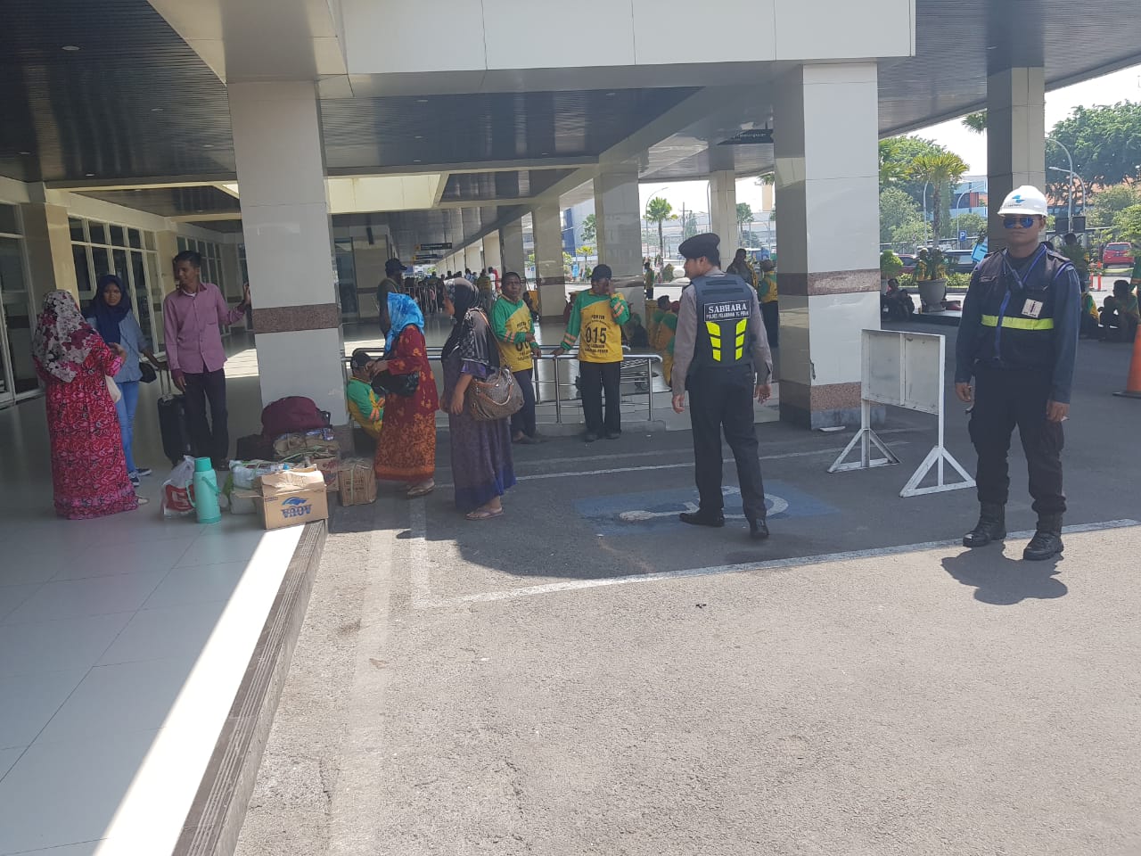 Satsabhara Polres Tanjung Perak Himbau Calon Penumpang Kapal Waspada Copet