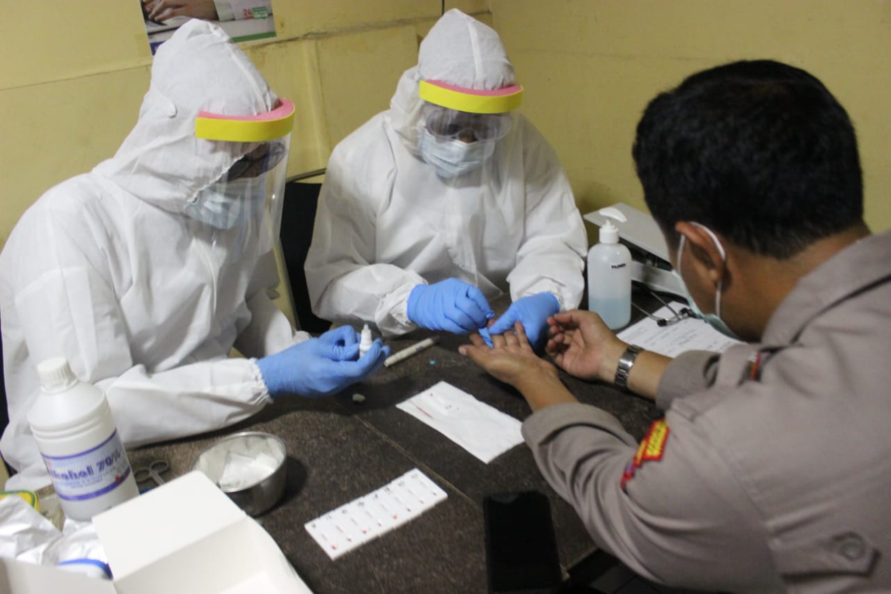 Polres Tanjung Perak Gelar Rapid Tes Gelombang Ke-2 Untuk PJU & Kapolsek Jajaran