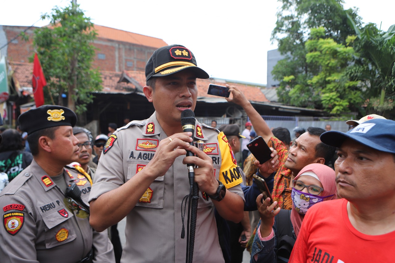 Kapolres Tanjung Perak Pimpin Pengamanan Kunjungan Capres Prabowo