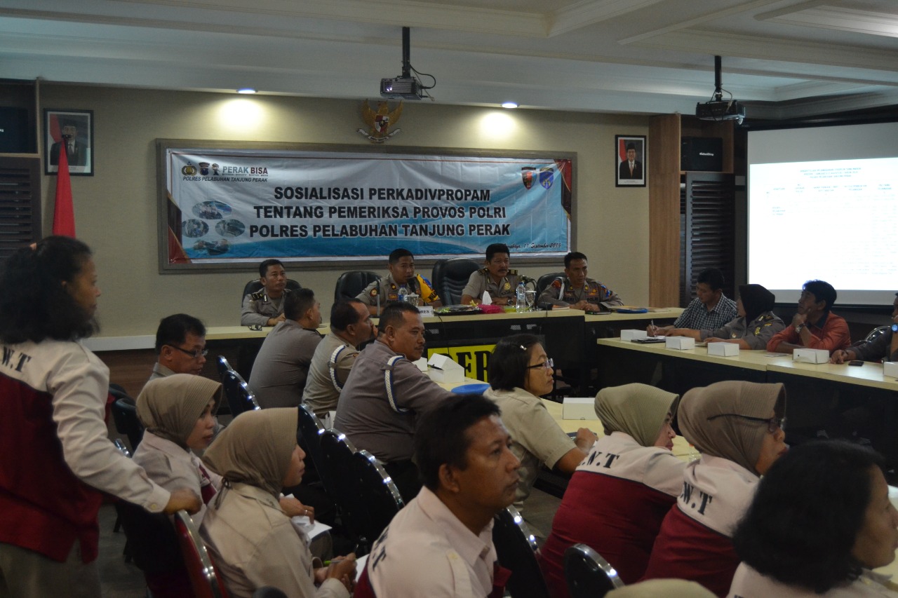 Wakapolres Tanjung Perak Pimpin Sosialisasi Peraturan Kadivpropam