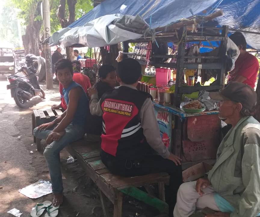 Babinkamtibmas Bongkaran Sampaikan Himbauan Keselamatan & Waspada Curanmor