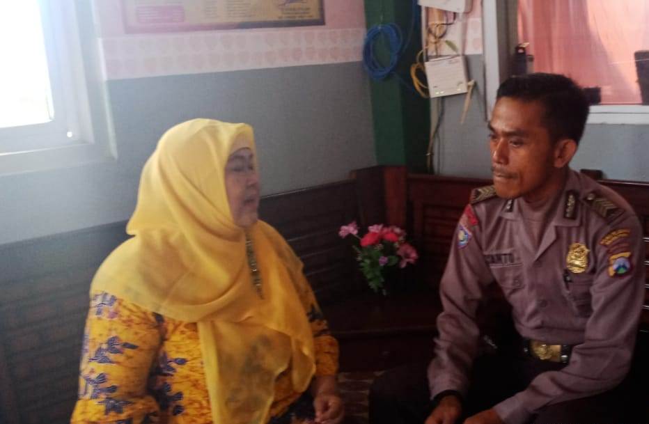 Babinkamtibmas Dupak Pantau Pelaksanaan UNBK di SMP Tunas Buana