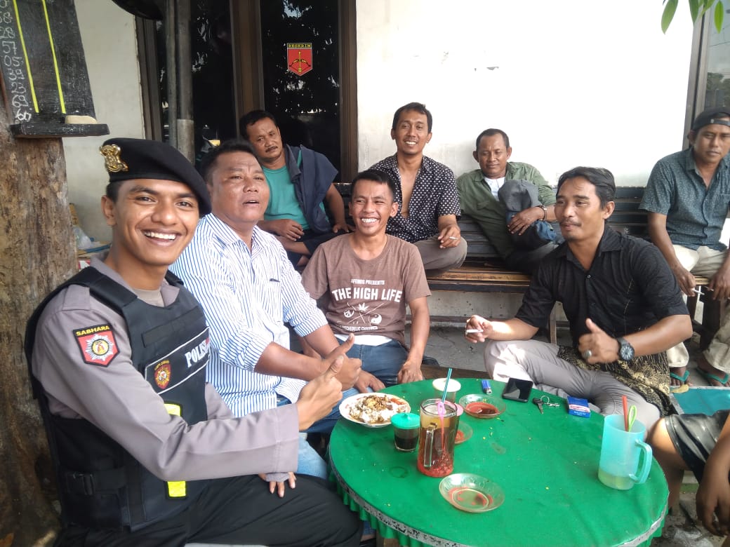 Satsabhara Polres Tanjung Perak Sambang Kepala Angkot Terminal Ujung